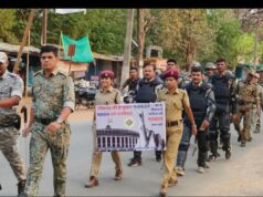 निवडणूक पार्श्वभुमीवर देवरी पोलिसांचा रूट मार्च