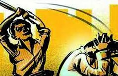 कुऱ्हाडीने घाव घालून मुलाची हत्या