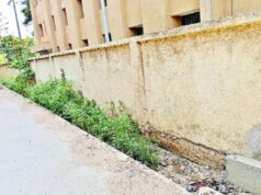 नालीचे अर्धवट बांधकाम