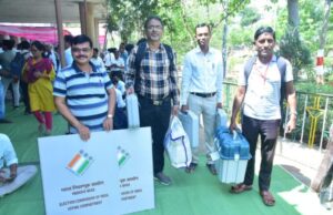 भंडारा-गोंदिया लोकसभा मतदार संघासाठी मतदान पथक रवाना,११२ मतदान केंद्र संवेदनशील