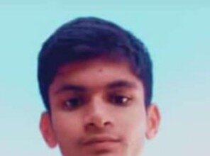 बारहवी फेल छात्र की ट्रेन के सामने कूदकर आत्महत्या