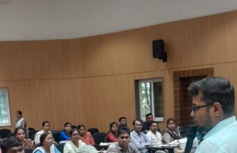 एकही दिव्यांग विद्यार्थी सर्वेक्षणातून सुटणार नाही याची दक्षता घ्यावी – एम. मुरुगानंथम