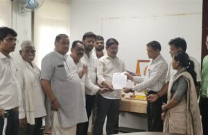 72 वसतिगृहे तत्काळ सुरू करा