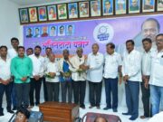 ना.पवारांच्या वाढदिवसानिमित्त रक्तदान शिबीर व ज्येष्ठ नागरिकांचा सत्कार