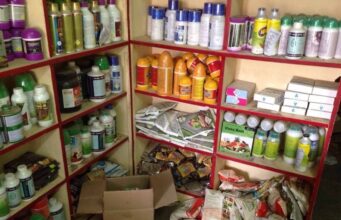 14 कृषि केंद्राचे परवाने निलंबित तर 8 परवाने कायमचे रद्द