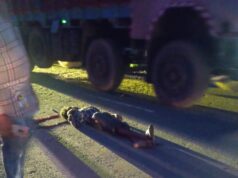 अज्ञात वाहन की टक्कर; एक की मौत, एक घायल