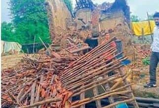 पावसामुळे घोटी येथील सहा घरे जमीनदोस्त