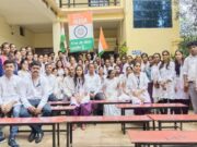 एम.जी. पॅरामेडिकल काॅलेज येथे स्वातंत्र्य दिन उत्साहात साजरा