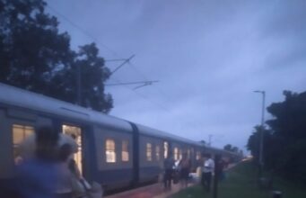 खोडशिवनी रेल्वे स्थानकात सोयी सुविधांचा अभाव; प्रवाश्यांची गैरसोय