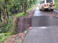 नवेगावबांध- गोठणगाव मार्गावरील पूल खचल्याने वाहतूक बंद; अनेक गावांचा संपर्क तुटला