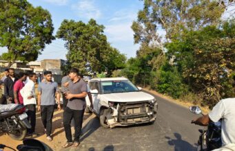 कारची कारला मागून धडक; अनर्थ टळला, डोंगरगाव शिवारातील घटना