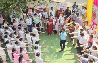 केटीएस जिल्हा रुग्णालयात पोषणयुक्त आहार संचाचे वाटप.